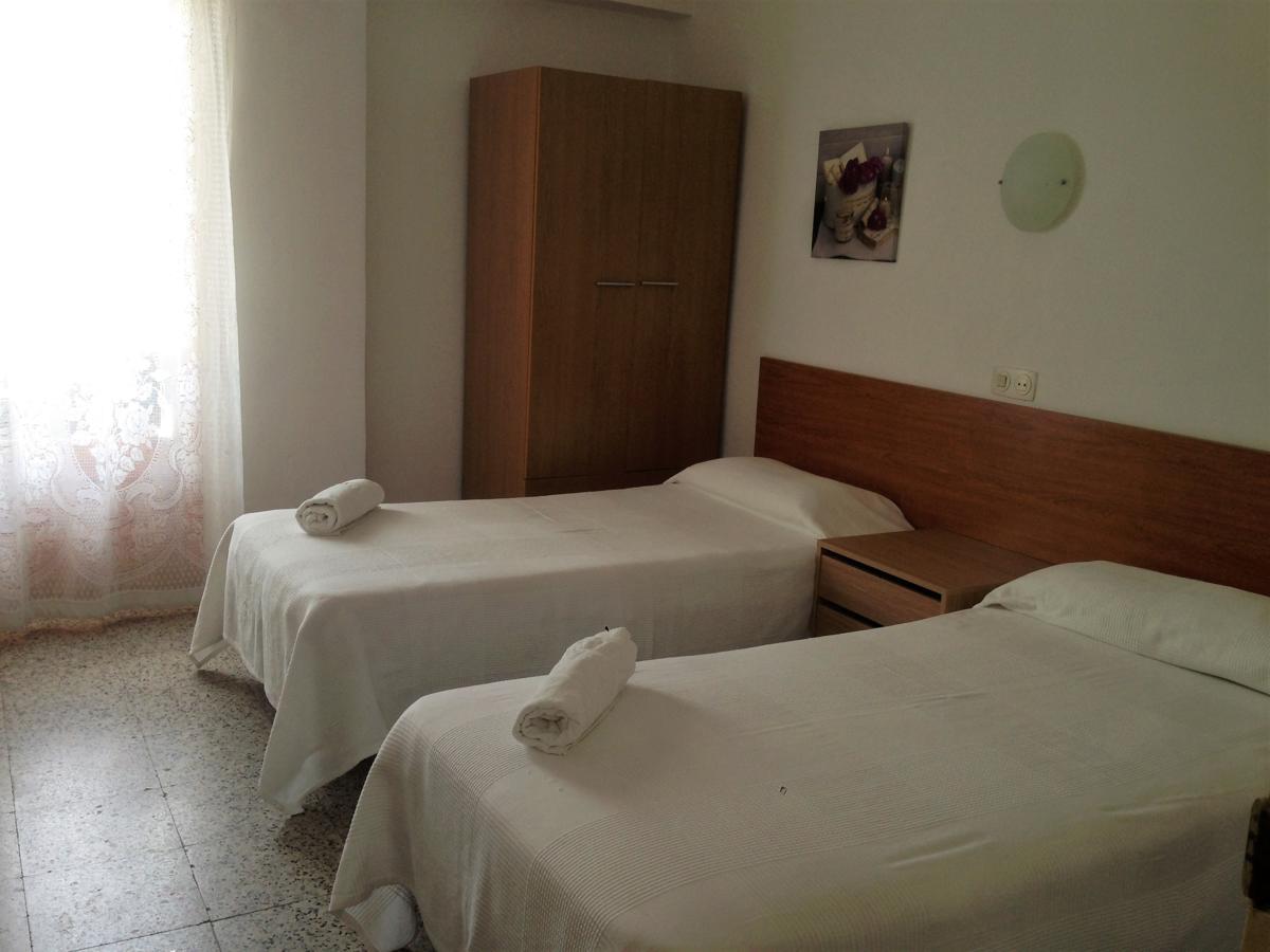 Hostal La Marina Платжа-д'Ару Екстер'єр фото